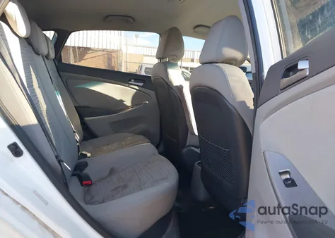 2015 Hyundai Accent Gs z USA, uszkodzony, nr VIN KMHCT5AE8FU223914